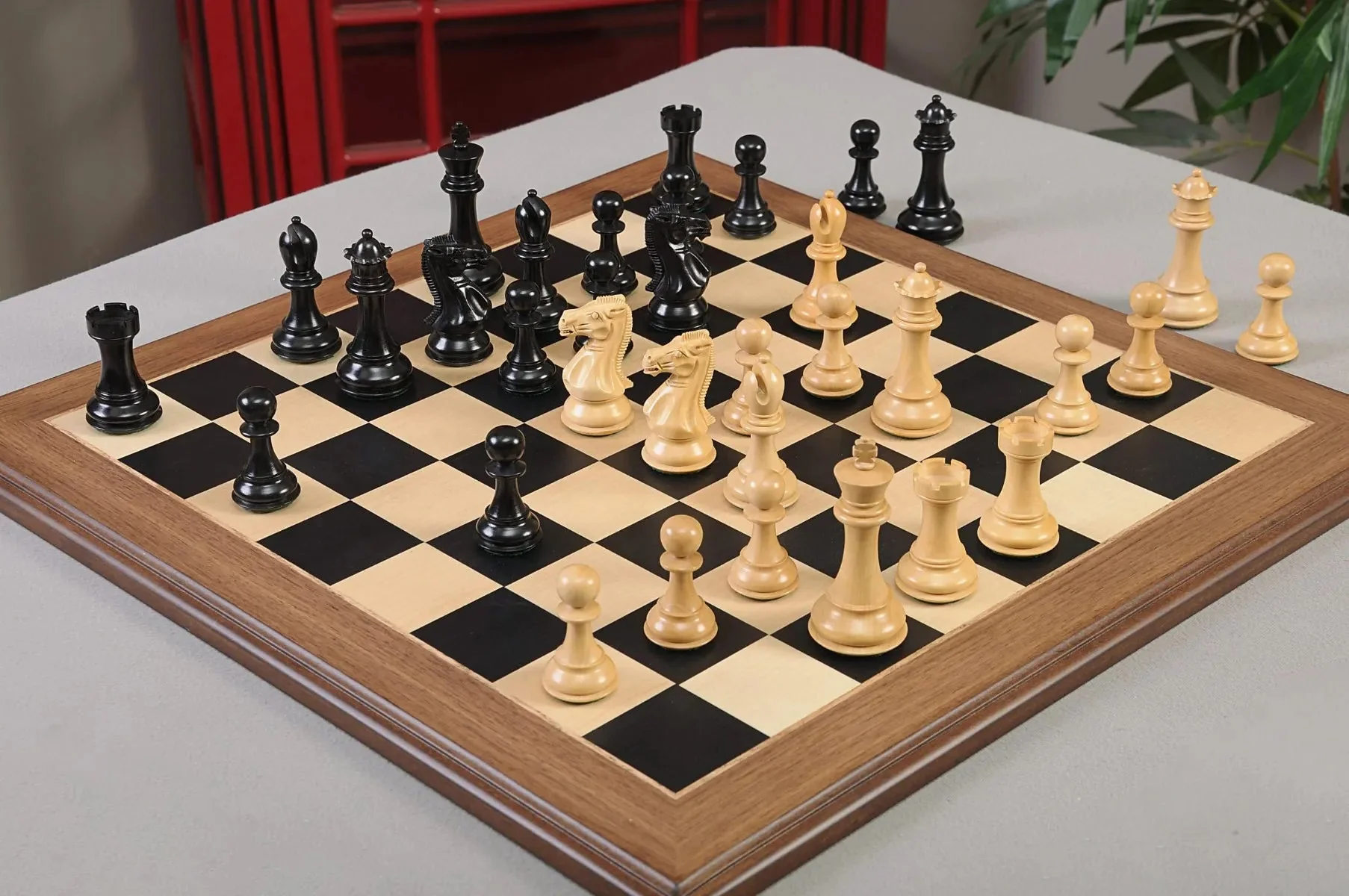 The Nobility Series Chess Pieces - 4" King - Image 12