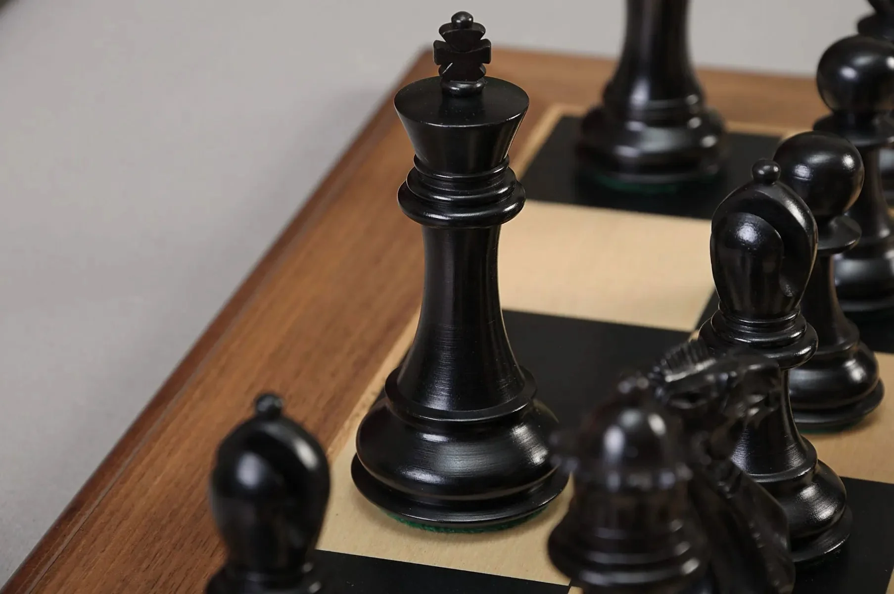 The Nobility Series Chess Pieces - 4" King - Image 6