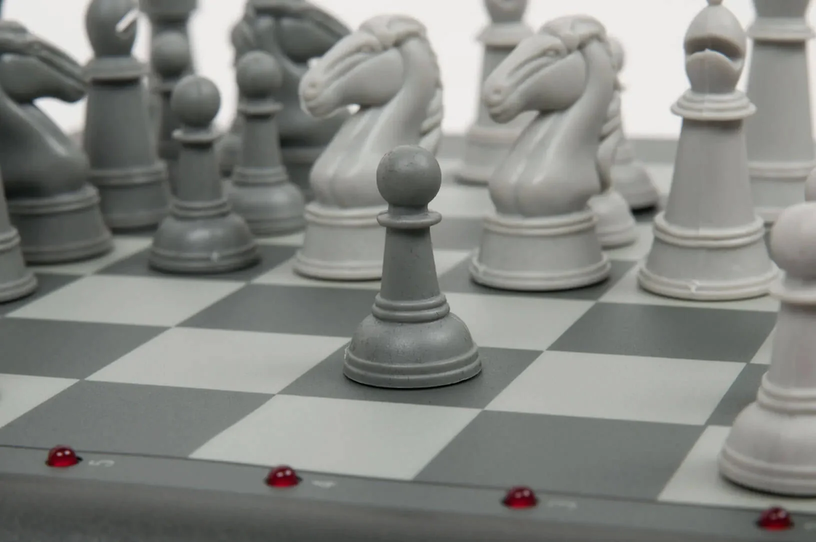 Novag Emerald Chess Computer - Image 5