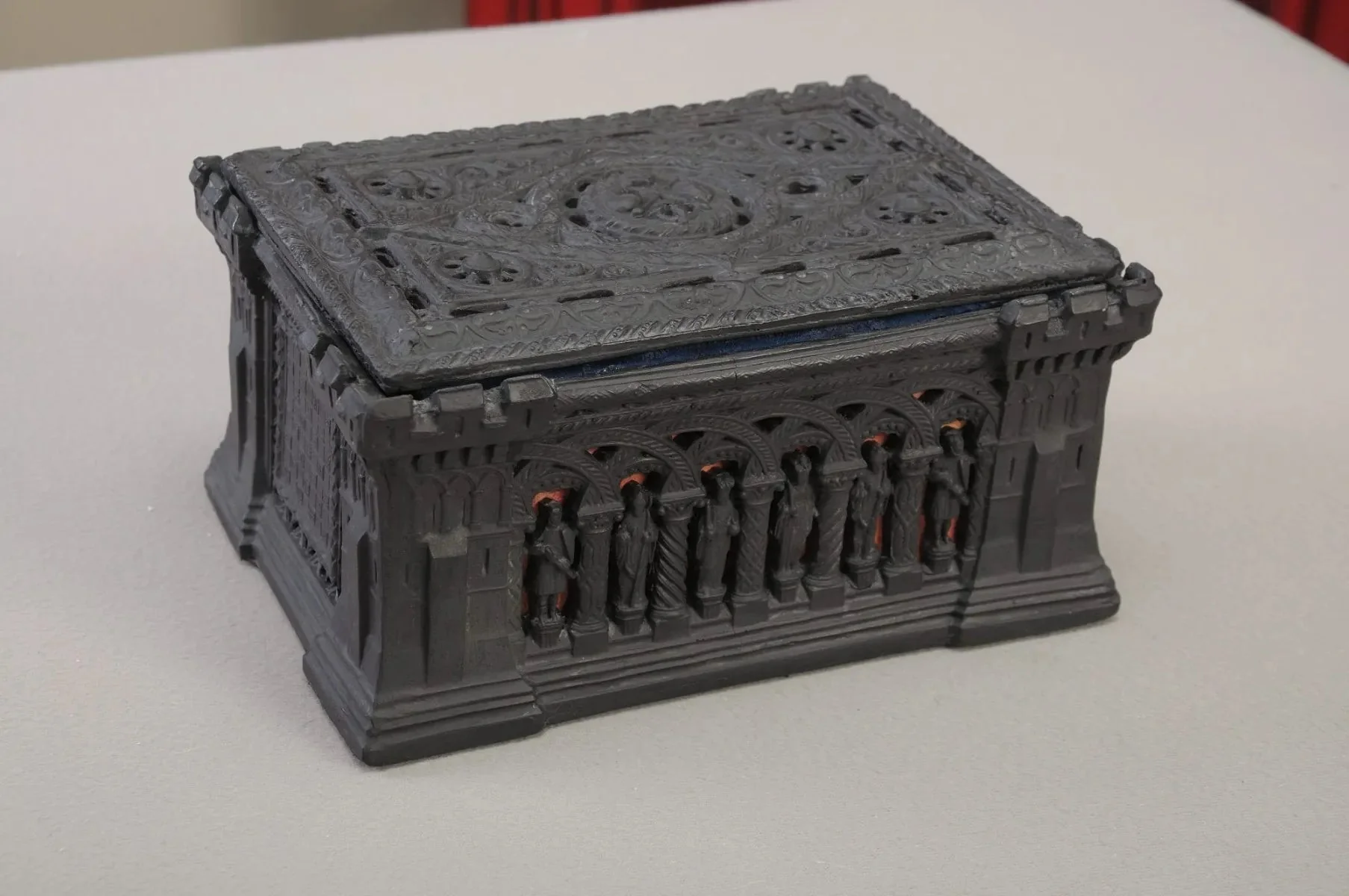 STANDARD Carton-Pierre Reproduction โ Fits Most Library or Tournament Size โ Up to 4.0โ King - Image 3