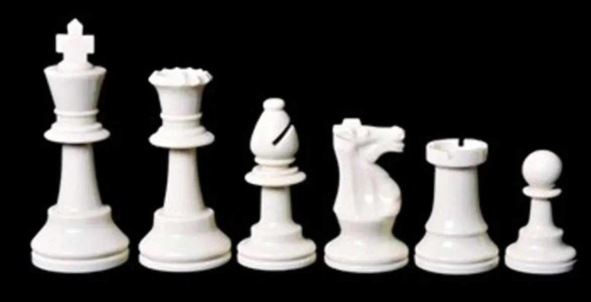 Quiver Chess Set Combination - Single Weighted Regulation Pieces | Vinyl Chess Board | Quiver Bag - Image 4