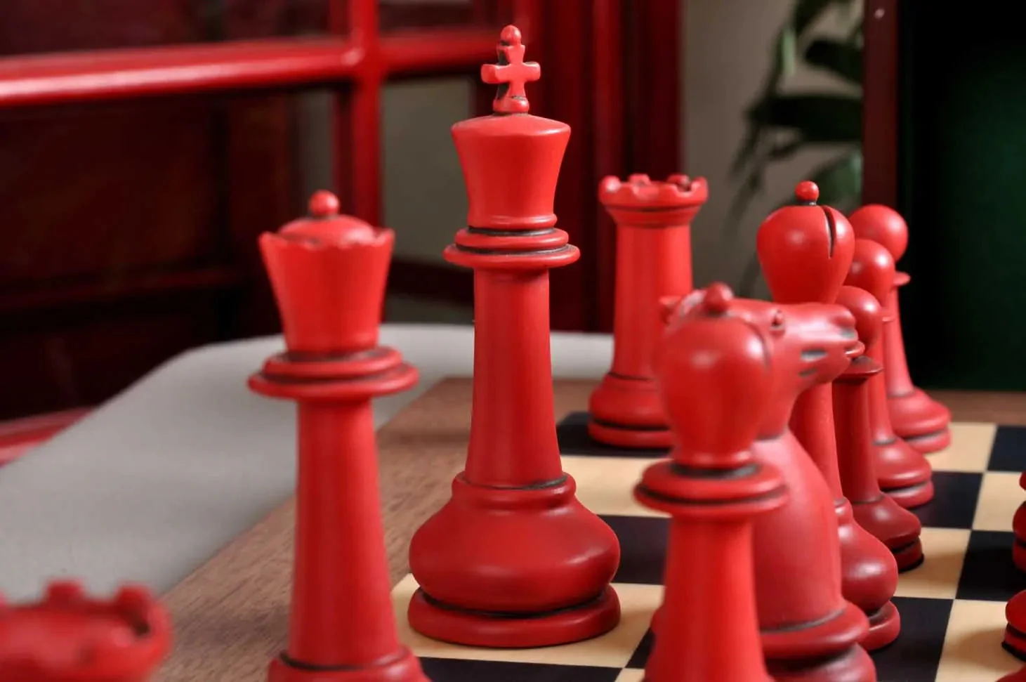 Red and Ivory - Image 9