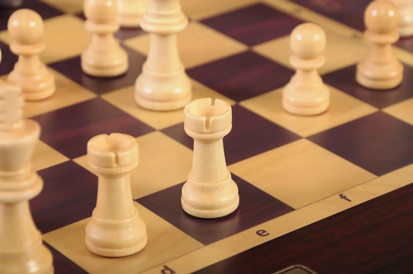 REFURBISHED - Square Off Grand Kingdom Chess Set - Image 24