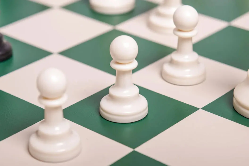 Regulation Tournament Chess Pieces and Chess Board Combo - TRIPLE WEIGHTED - Image 6