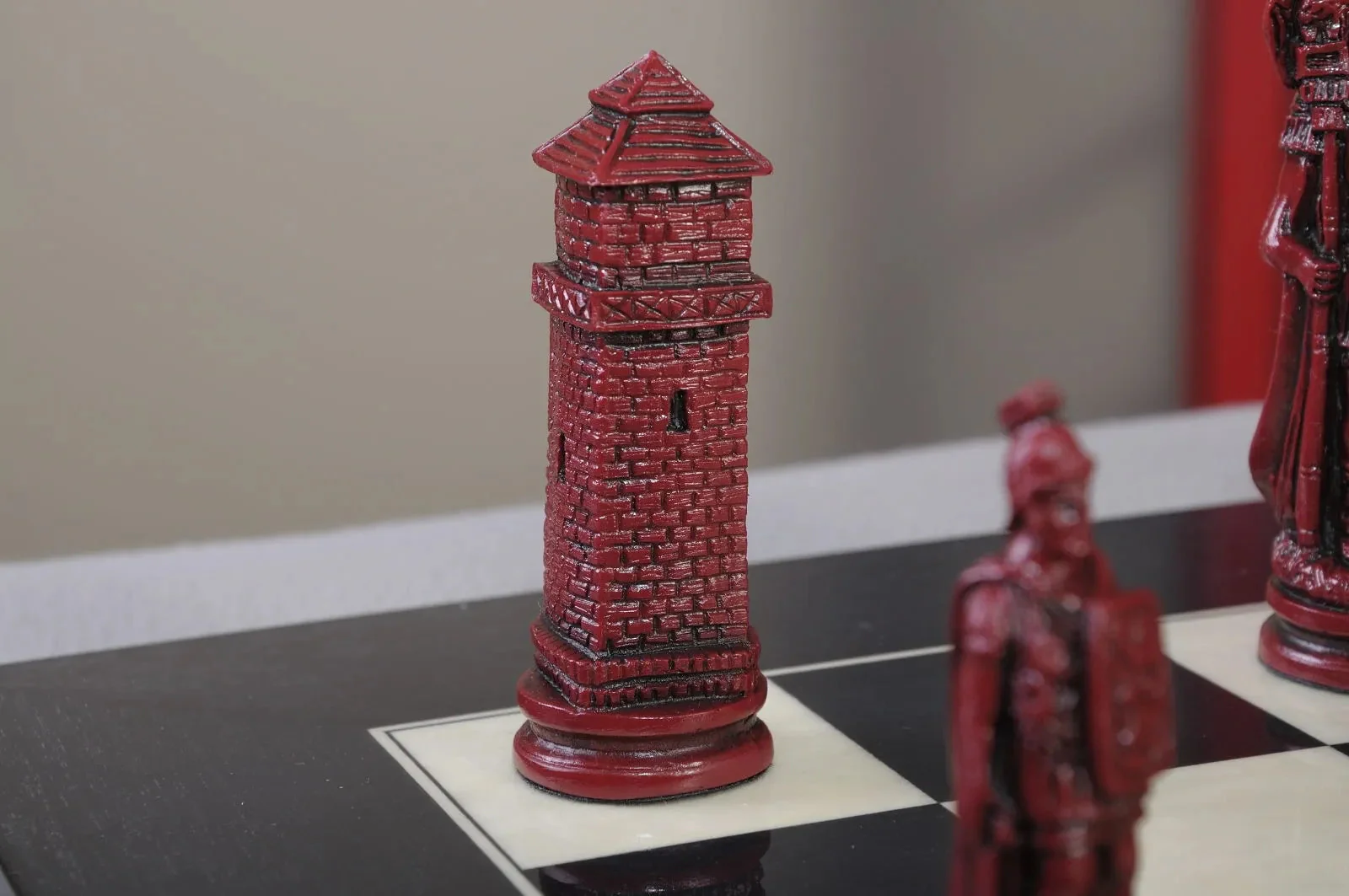 Roman Themed Chess Pieces - Red & Natural - Image 10
