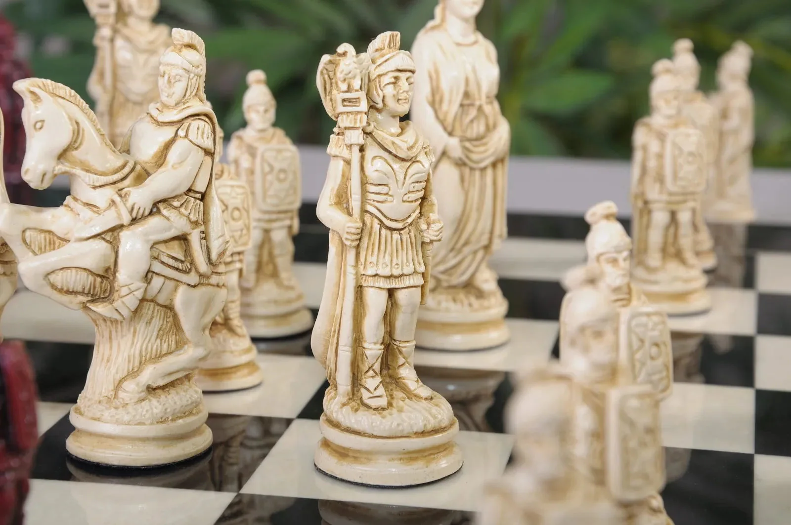 Roman Themed Chess Pieces - Red & Natural - Image 5