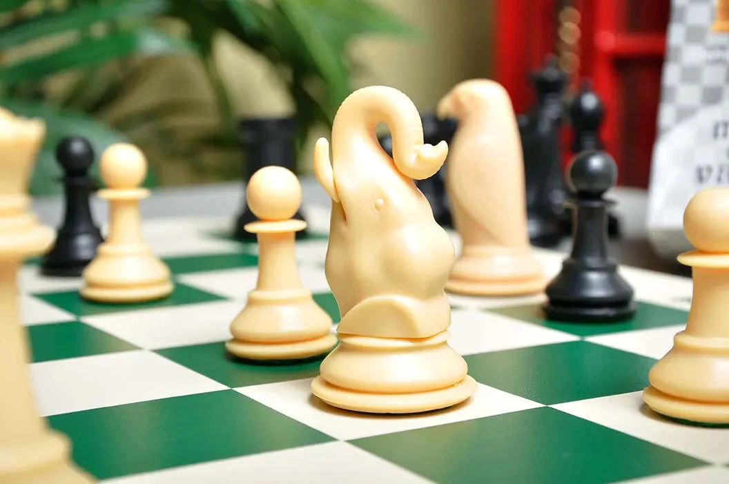 The Marshall Series Plastic Chess Pieces - 3.75" King - Black & Natural - Image 3