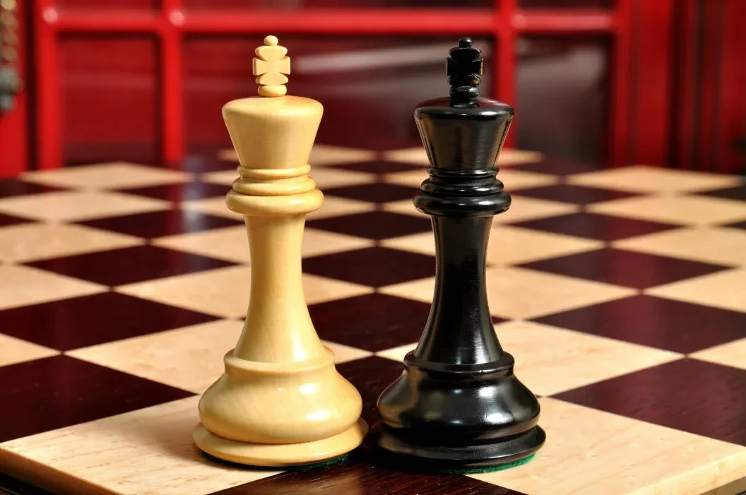 Signature Contemporary III Luxury Chess board - AFRICAN PALISANDER / BIRD'S EYE MAPLE - 2.5" Squares - Image 5