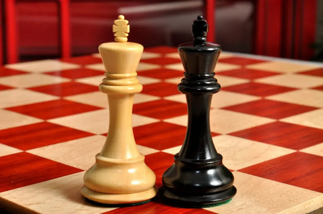Signature Contemporary III Luxury Chess board - PADAUK / BIRD'S EYE MAPLE - 2.5" Squares - Image 5