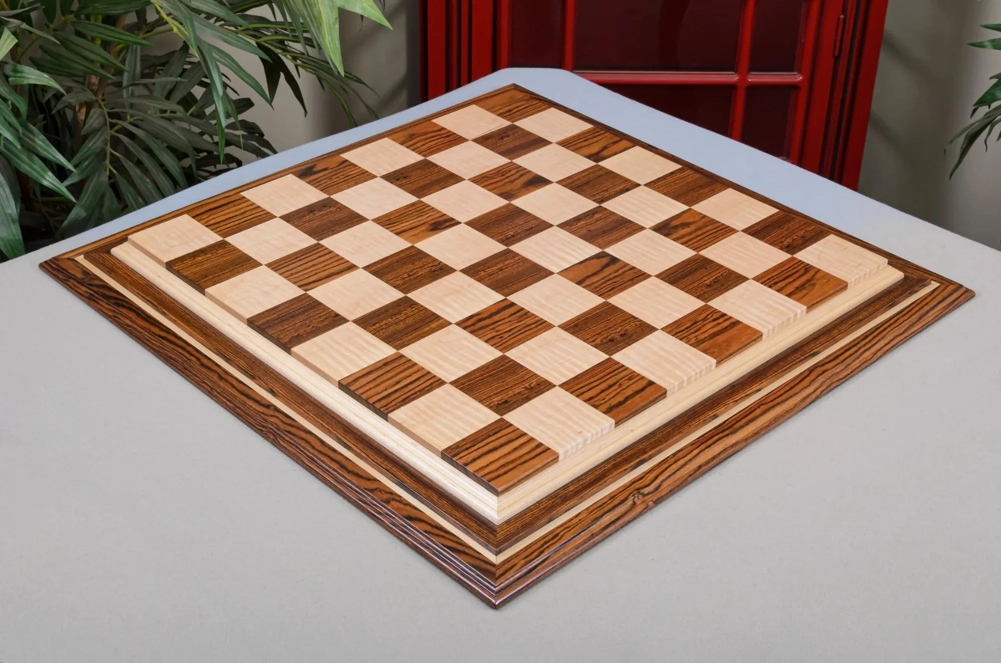 PRE-ORDER - Signature Contemporary IV Luxury Chess board - BOCOTE / CURLY MAPLE - 2.5" Squares