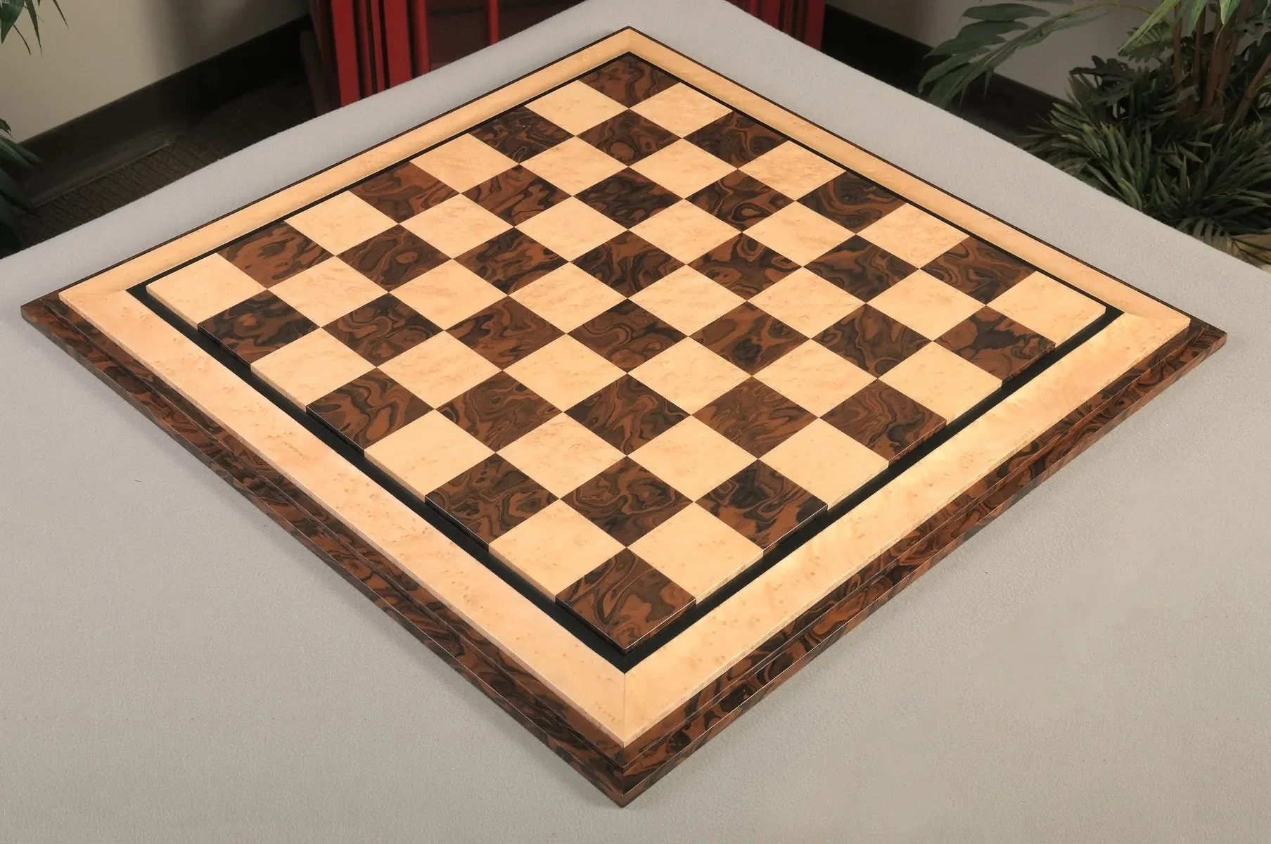 Signature Contemporary VI Luxury Chess board - WALNUT CALIFORNIA BURL / BIRD'S EYE MAPLE - 2.5" Squares