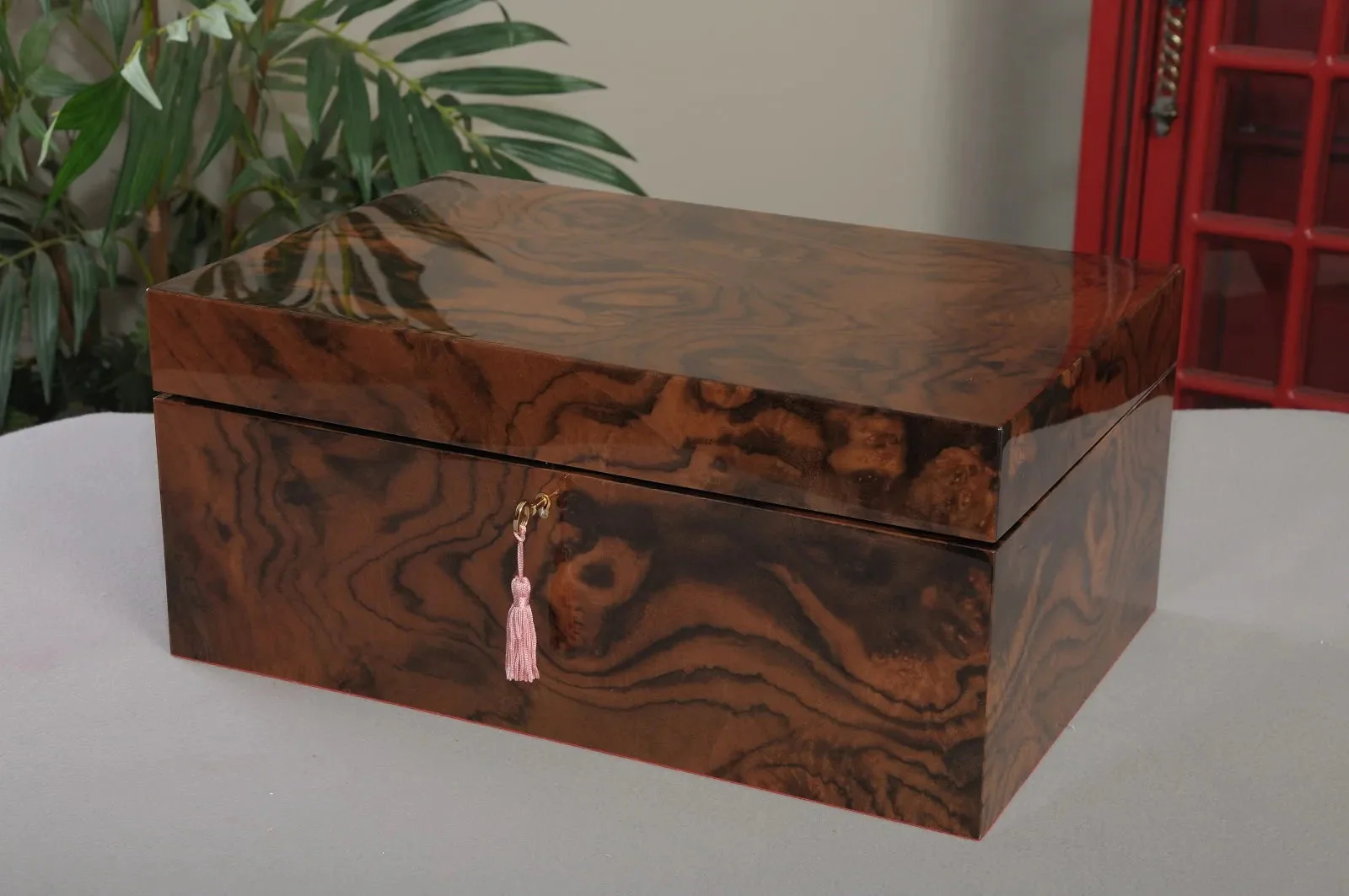 Signature Fitted Coffer Chess Box - Walnut Burl - Image 3