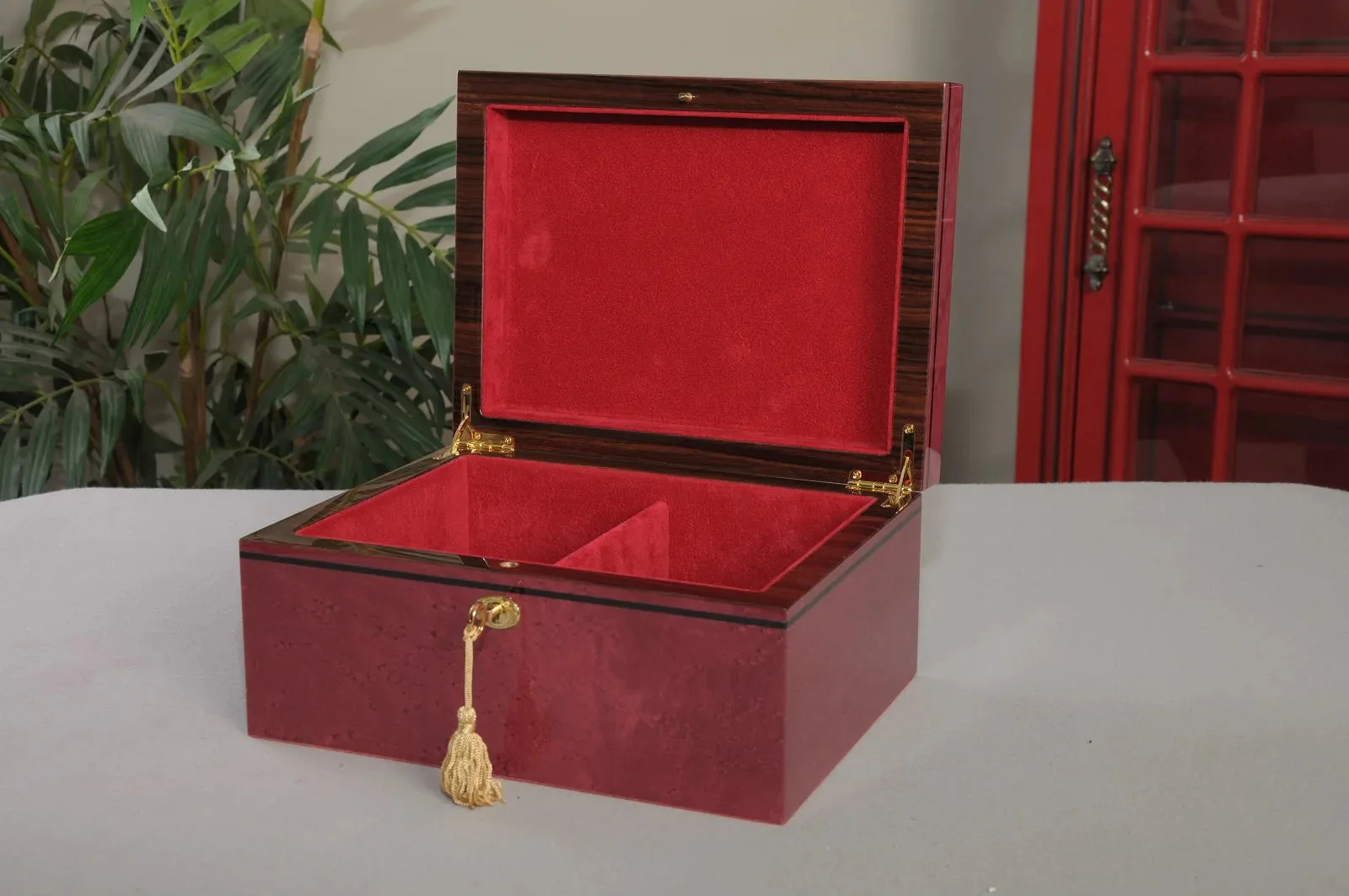 Signature Premium Chess Box - Redwood Burl - Image 2