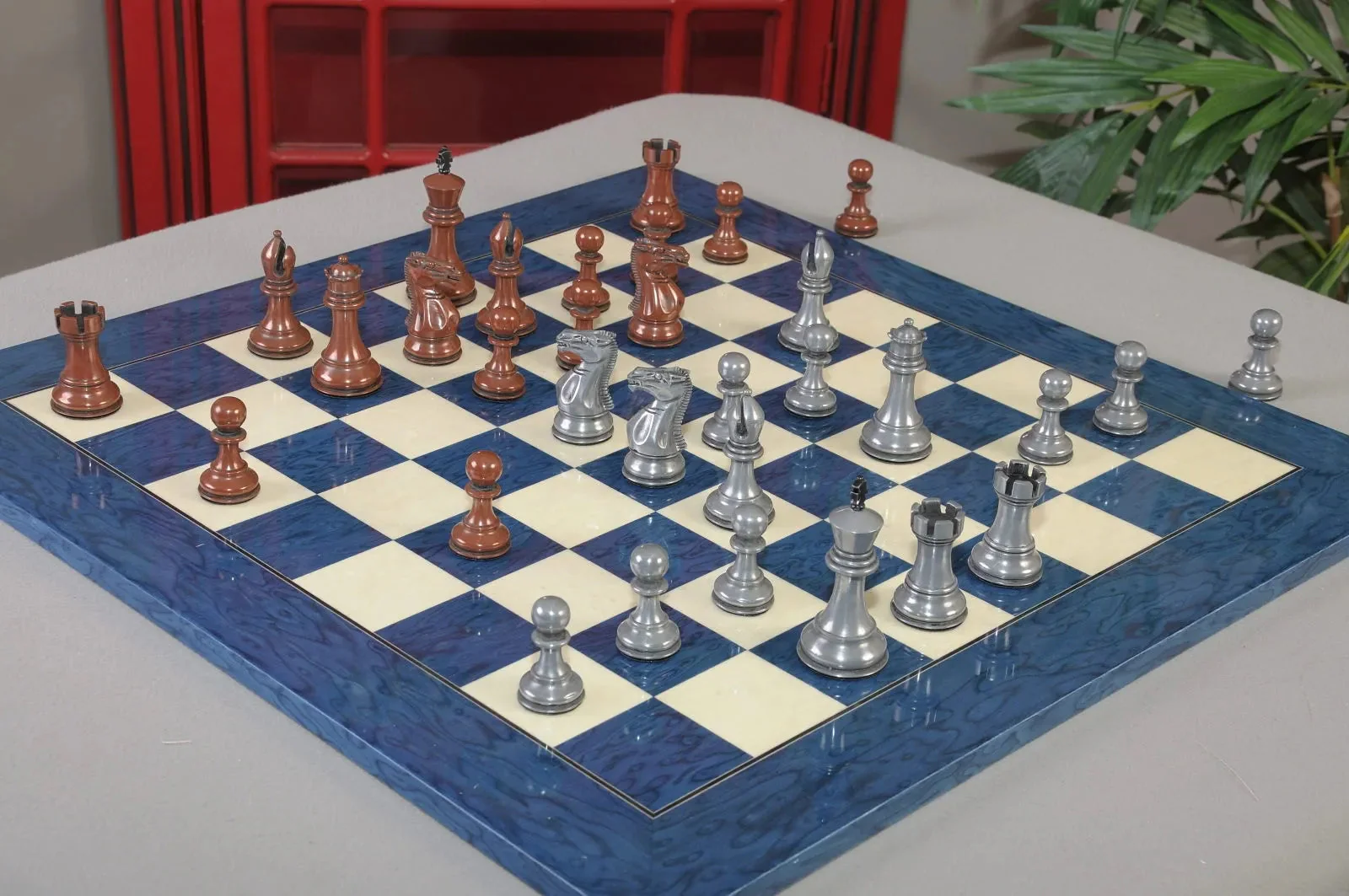 Staunton Themed Chess Pieces - 3.5" King - Metallic - Image 4