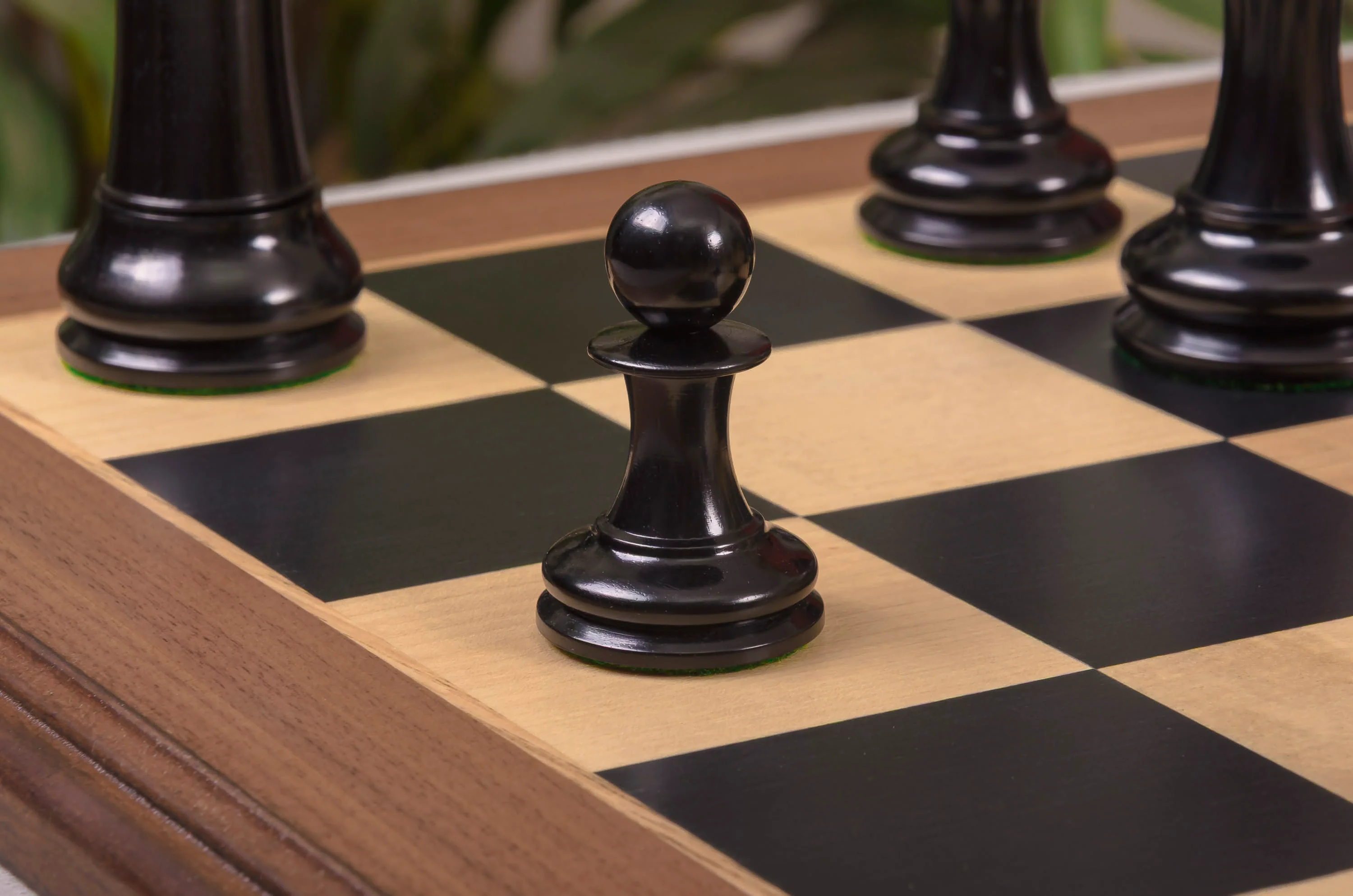 The 1849 Cooke Luxury Chess Pieces - 4.4" King - From the Camaratta Collection - Image 6