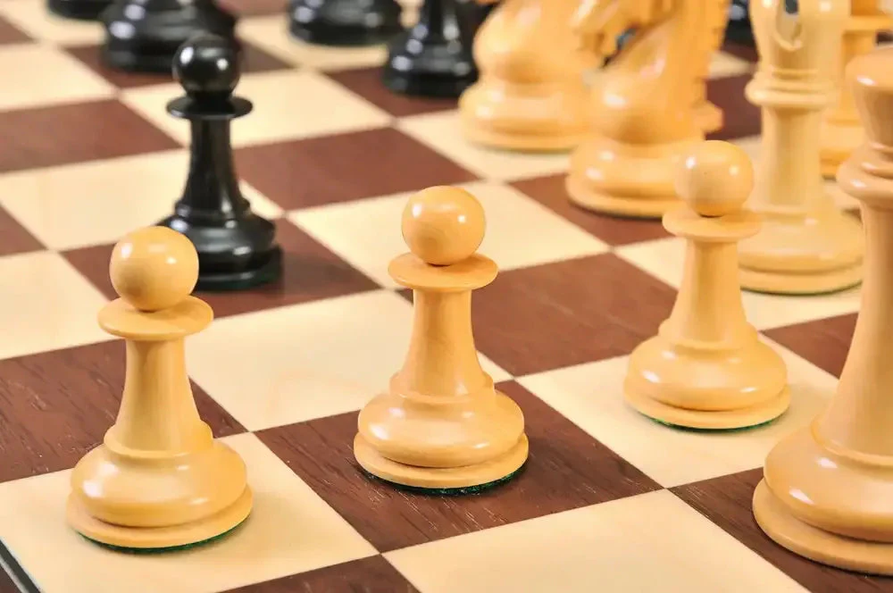 The 2023 Champions Showdown Chess 9LX Official Series Chess Pieces - DGT-Enabled - Image 28