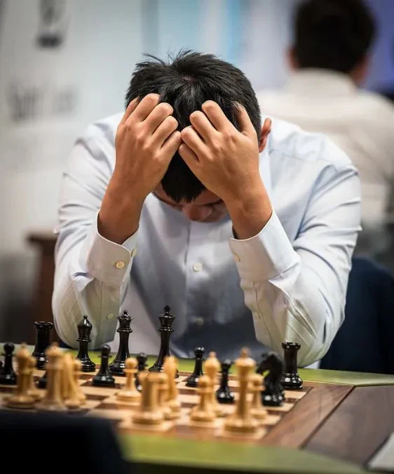 The 2024 Sinquefield Cup Official Series Chess Pieces - DGT-Enabled - Image 21