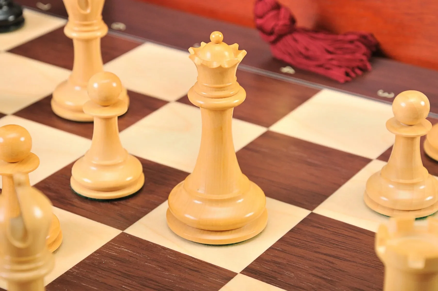 The 2025 Saint Louis Rapid & Blitz DGT Commemorative Series Chess Pieces - Image 2