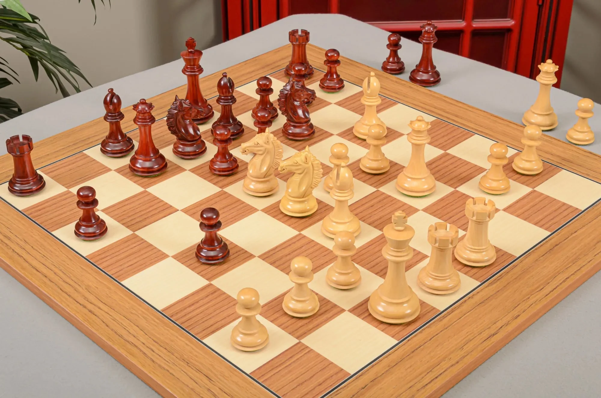 The Alban Series Chess Pieces - 4.0" King - Image 6