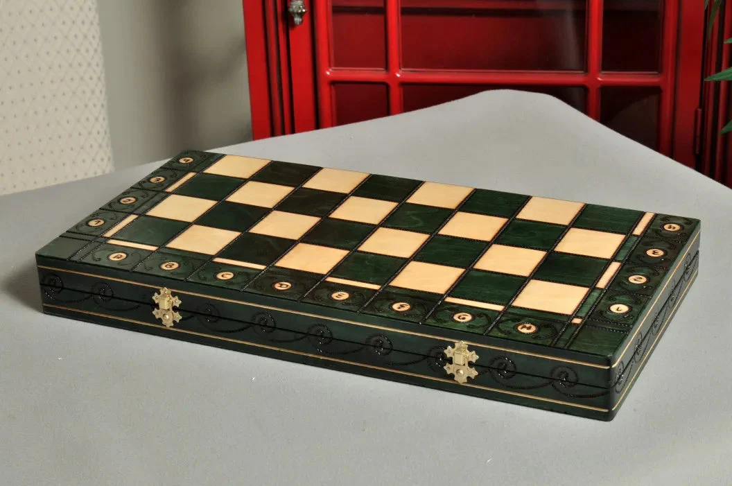 The Green Ambassador Chess Set - Image 2