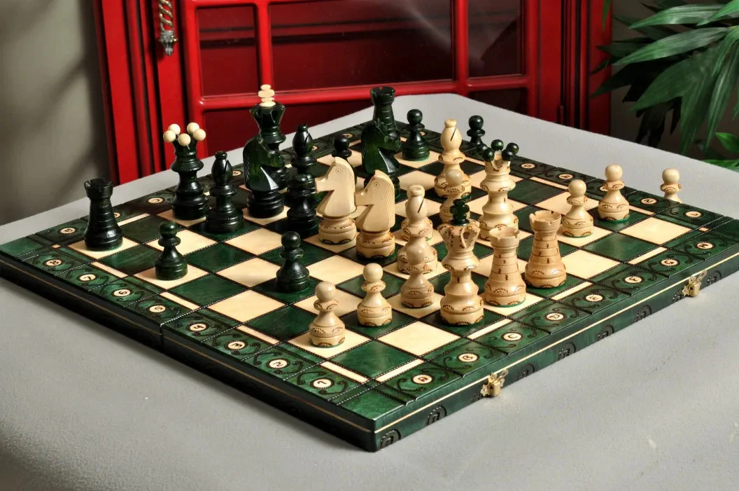 The Green Ambassador Chess Set - Image 4