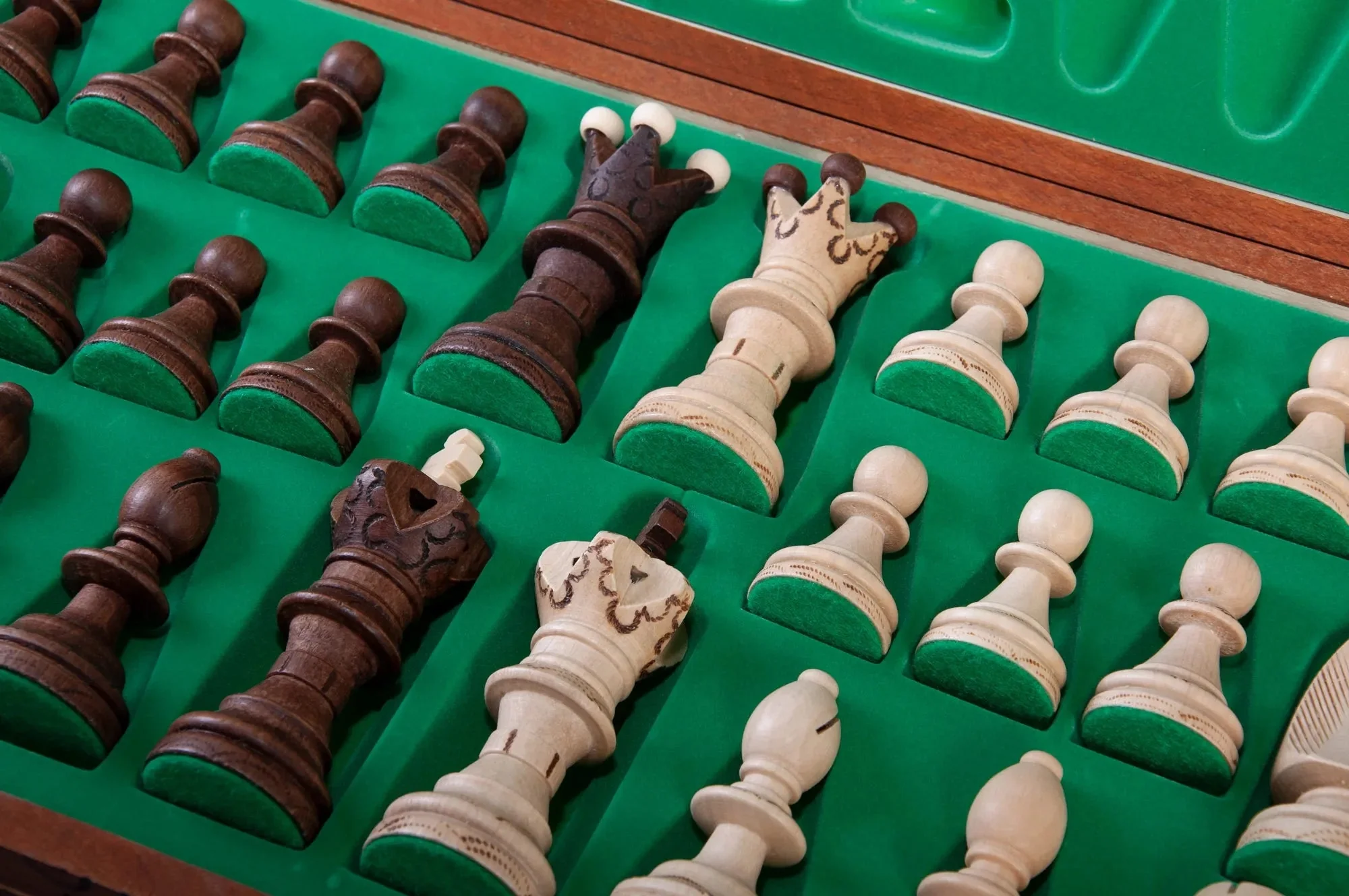 The Ambassador Insert Chess Set - Brown - Image 4