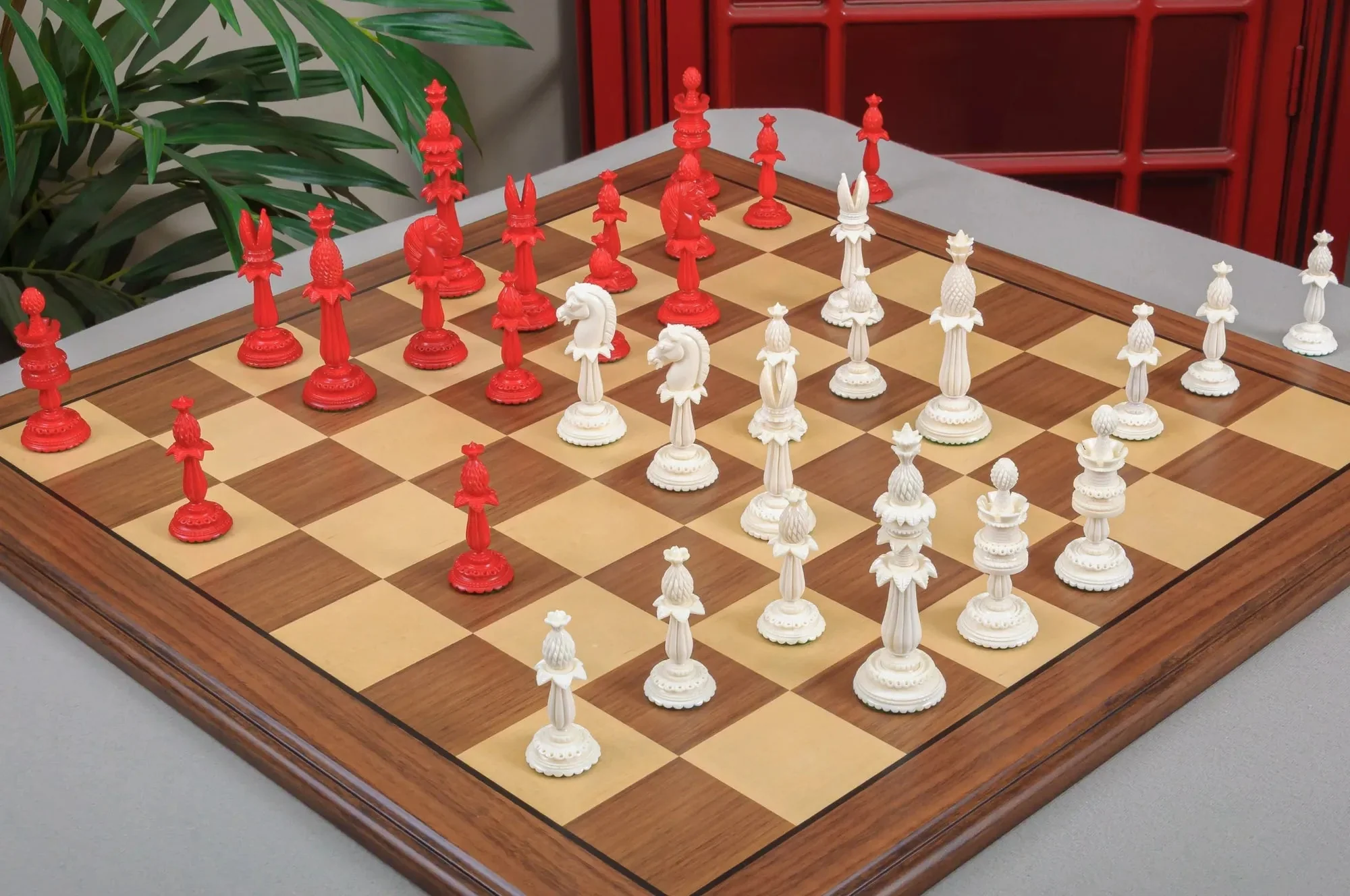 The Lund Anglo-Indian Reproduction Luxury Bone Chess Pieces - 4.75" King - Image 11
