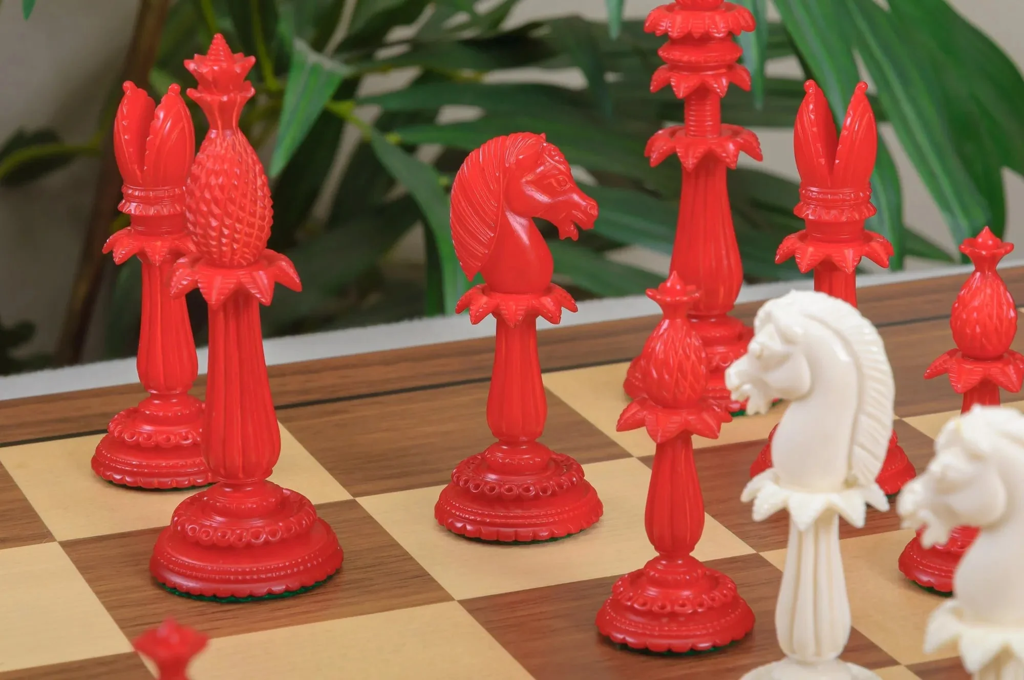 The Lund Anglo-Indian Reproduction Luxury Bone Chess Pieces - 4.75" King - Image 12