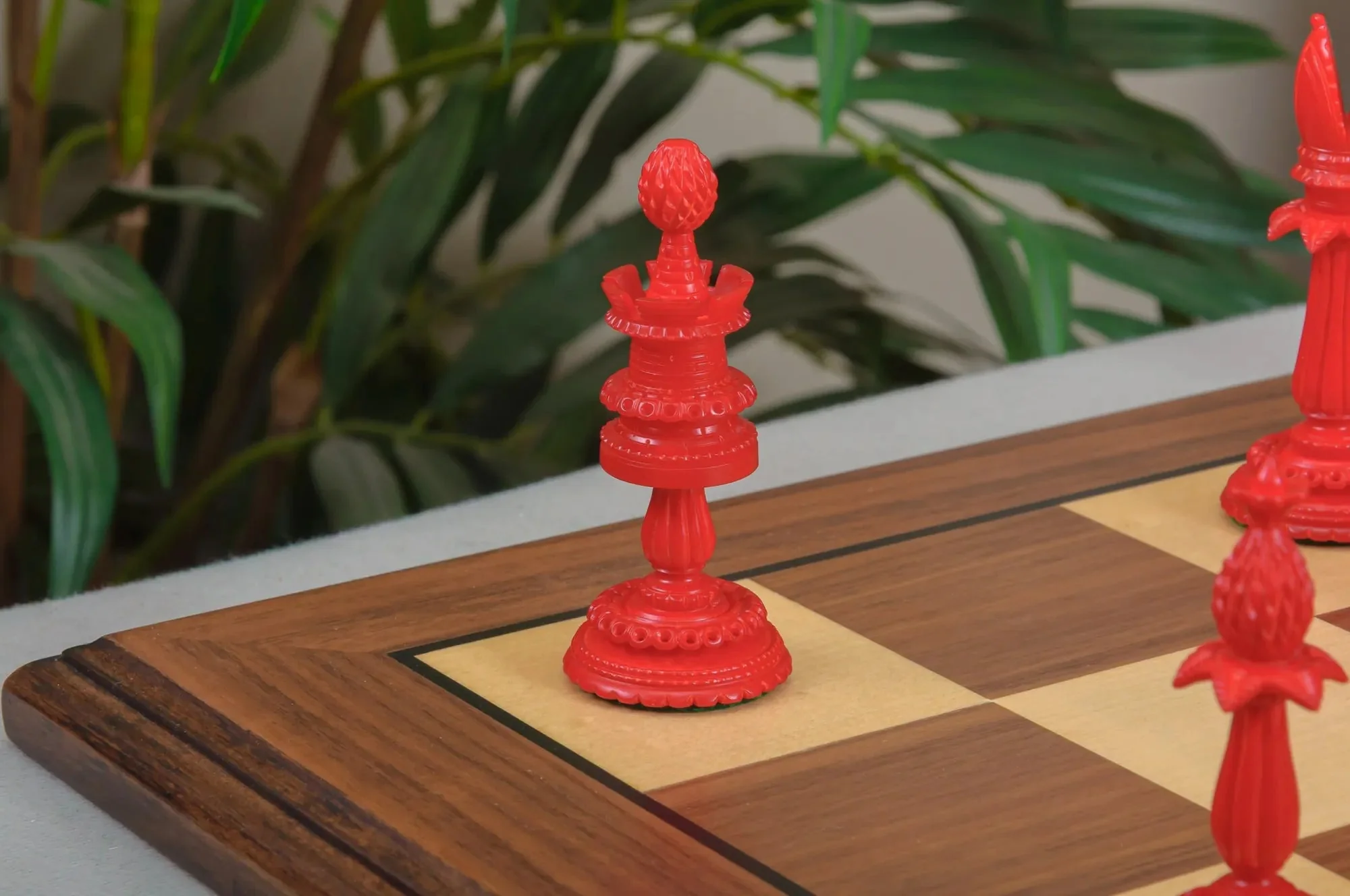 The Lund Anglo-Indian Reproduction Luxury Bone Chess Pieces - 4.75" King - Image 17