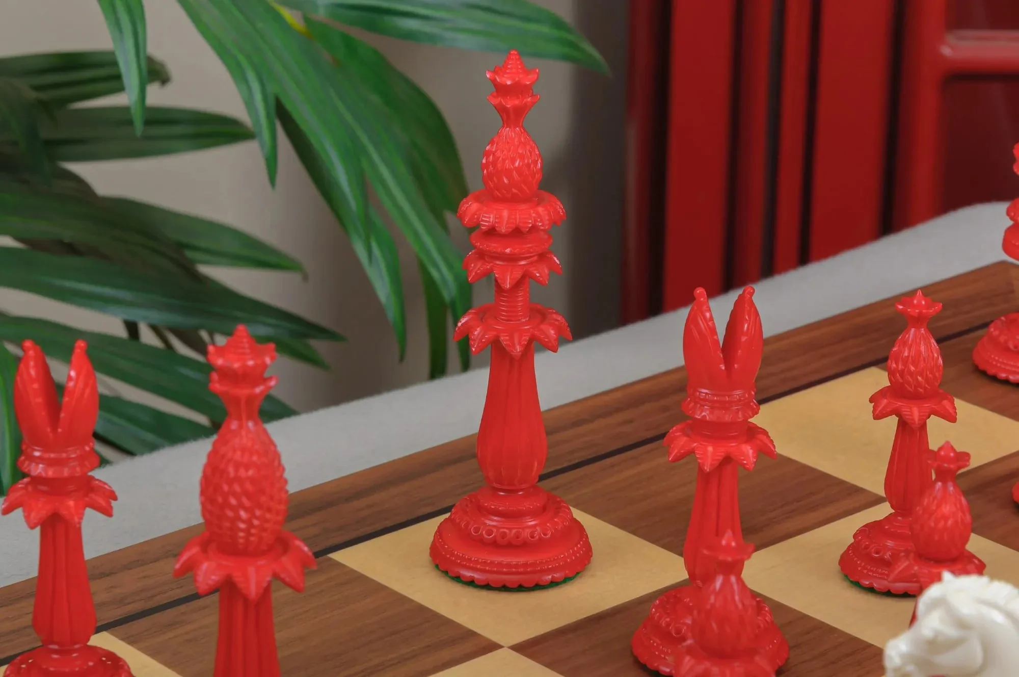 The Lund Anglo-Indian Reproduction Luxury Bone Chess Pieces - 4.75" King - Image 23