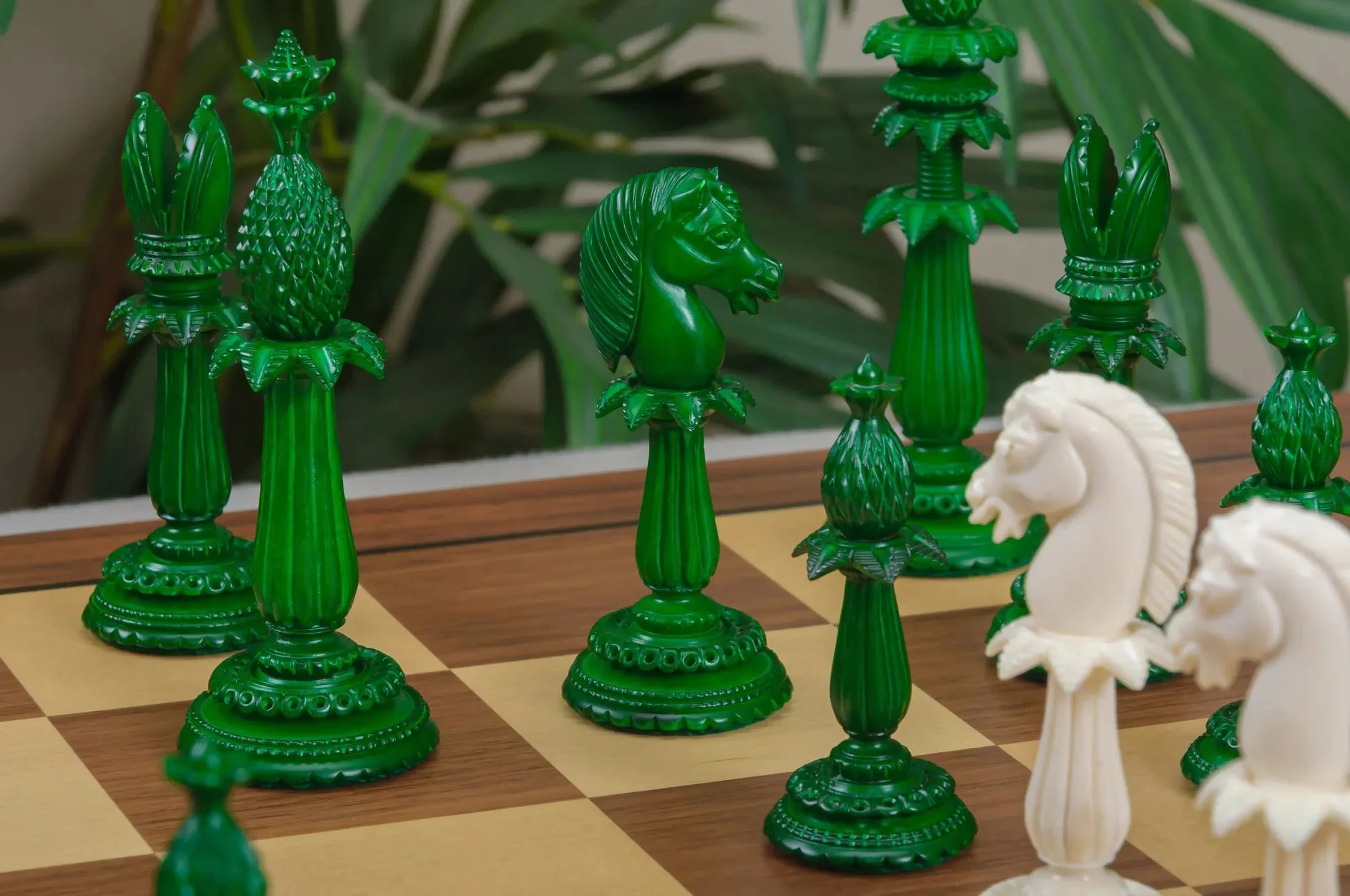 The Lund Anglo-Indian Reproduction Luxury Bone Chess Pieces - 4.75" King - Image 26