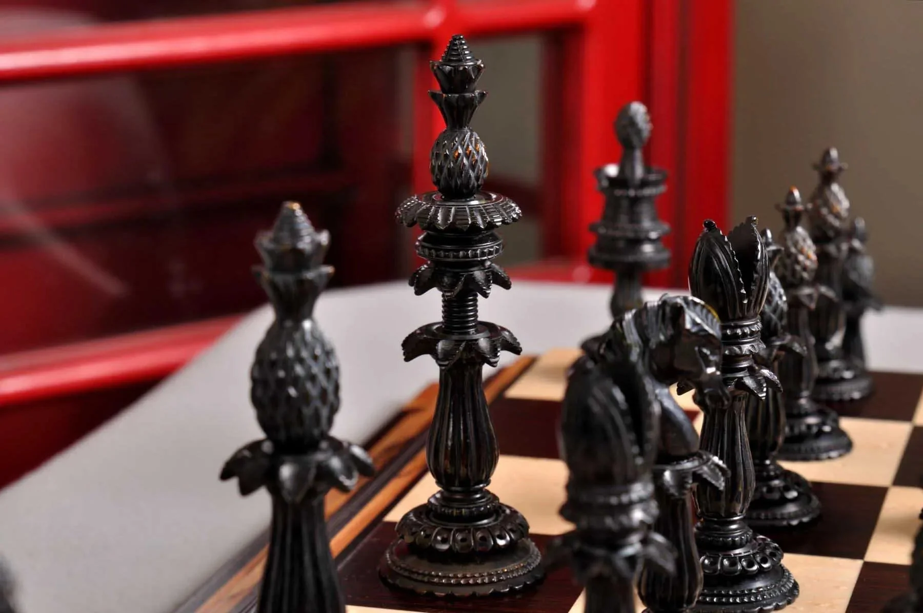 The Lund Anglo-Indian Reproduction Luxury Bone Chess Pieces - 4.75" King - Image 9