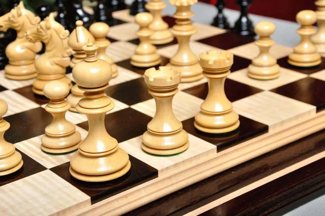 The Avellino Series Artisan Chess Pieces - 4.4" King - Image 6