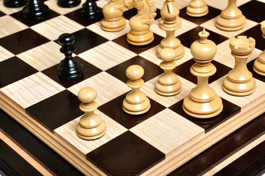 The Avellino Series Artisan Chess Pieces - 4.4" King - Image 9