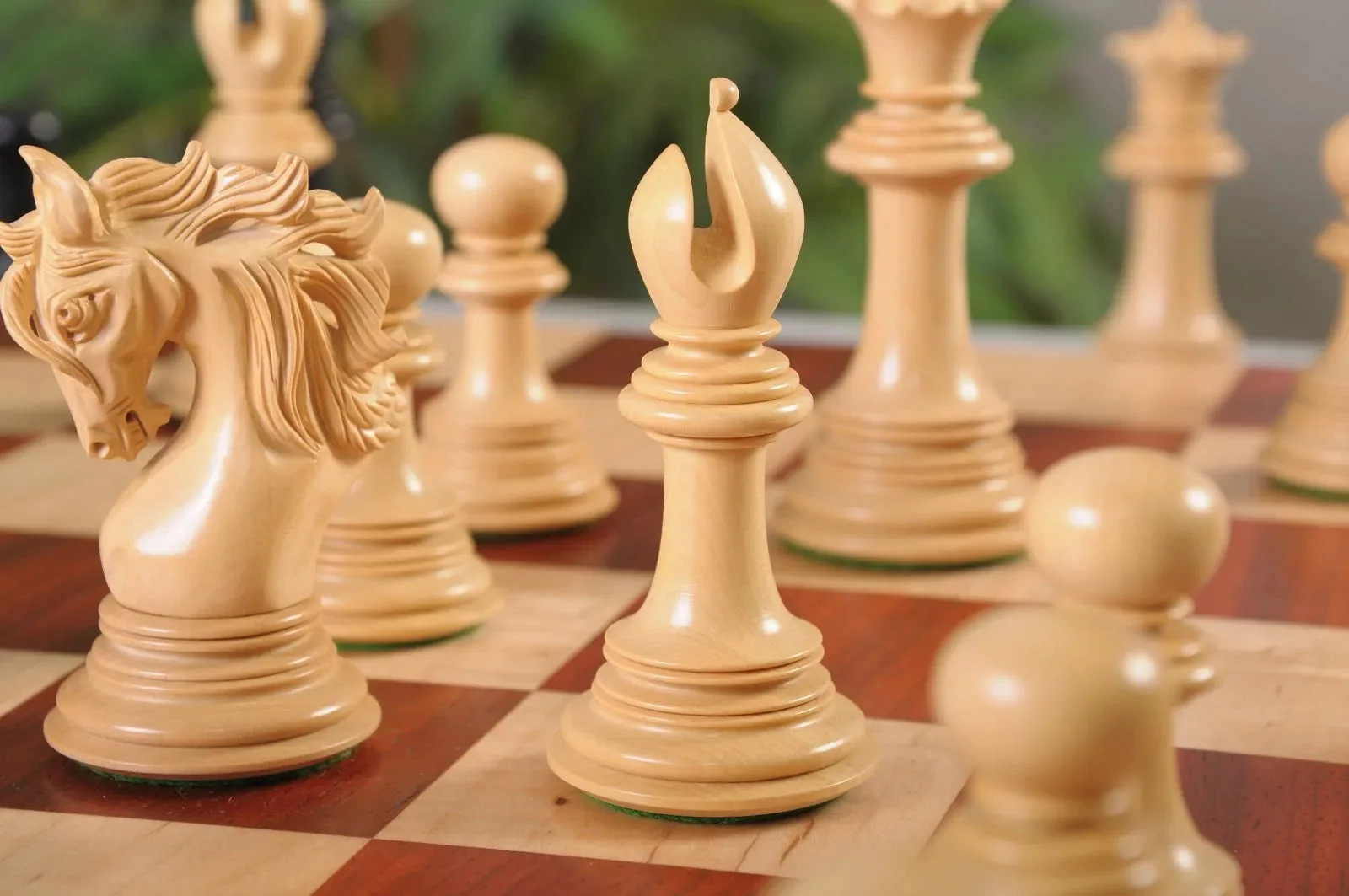 The Benevento Series Luxury Chess Pieces - 4.4" King - Image 14