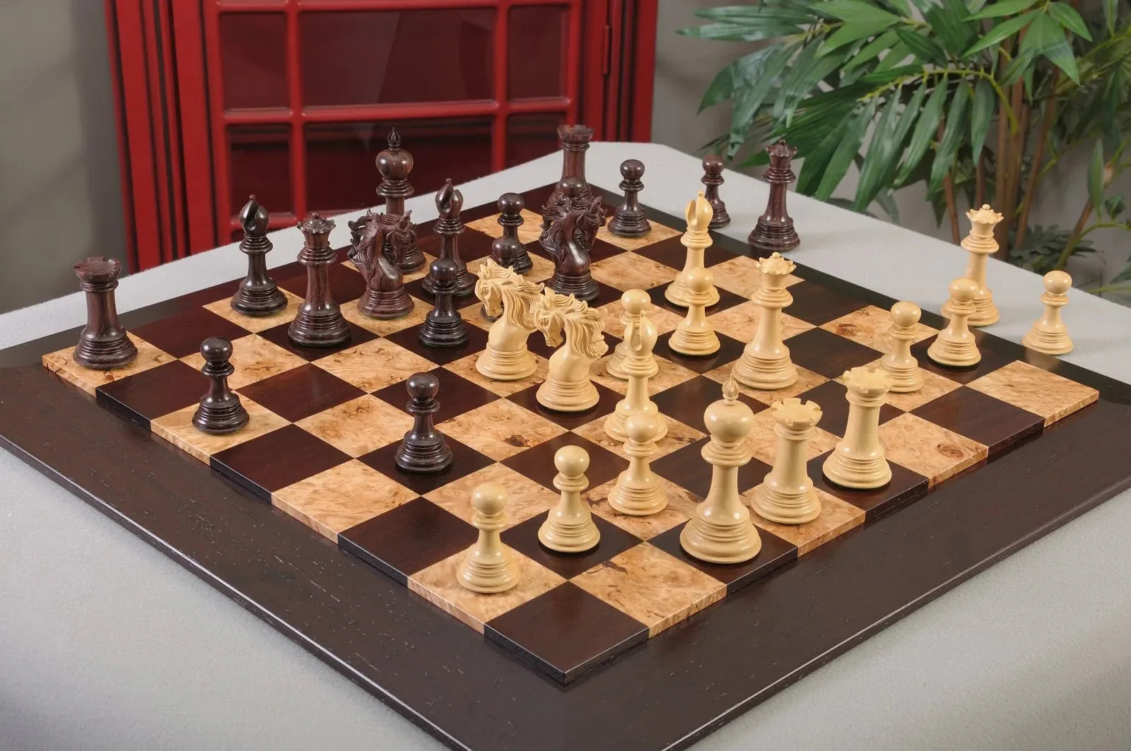 The Benevento Series Luxury Chess Pieces - 4.4" King - Image 4