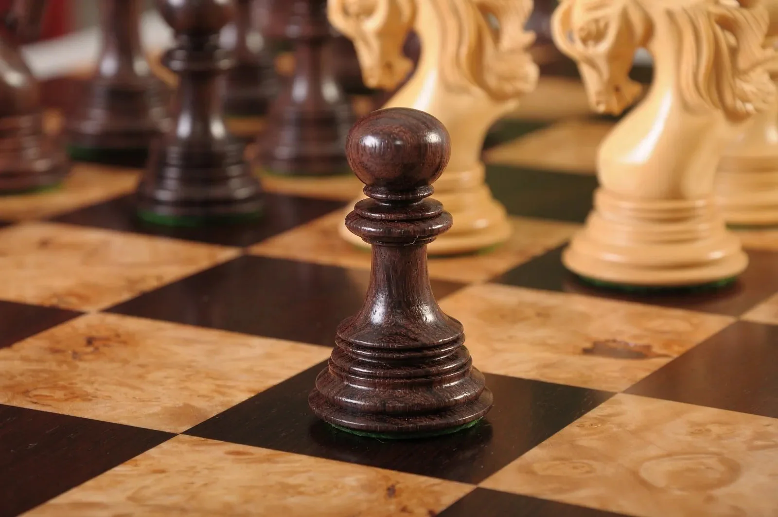 The Benevento Series Luxury Chess Pieces - 4.4" King - Image 7
