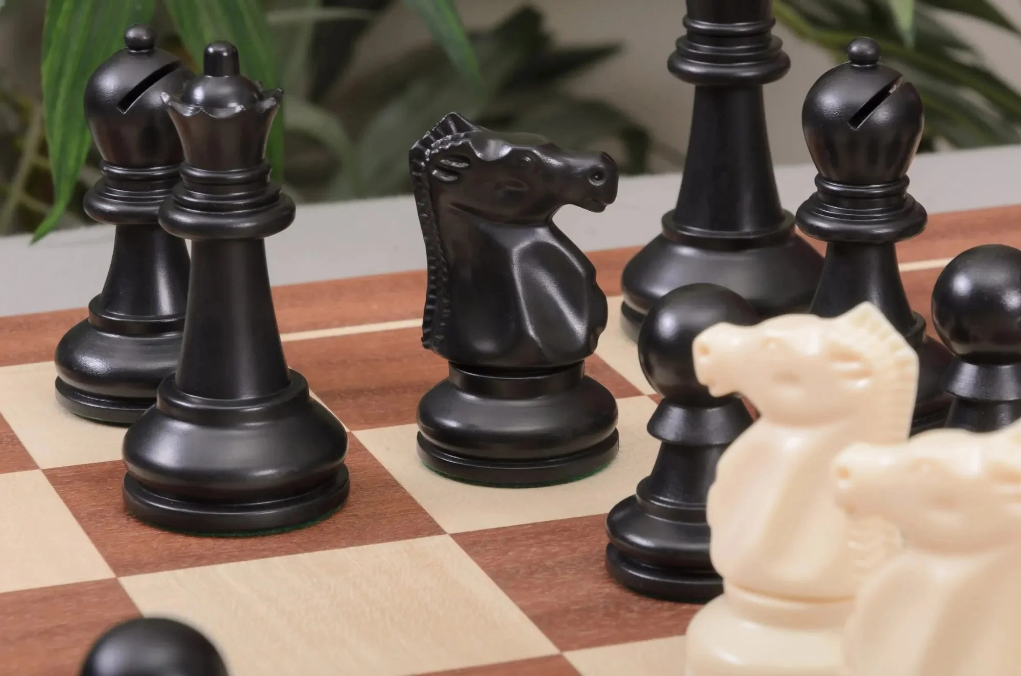 The Bobby Fischer Ultimate Tournament Series Plastic Chess Pieces - 3.75" King - Image 14