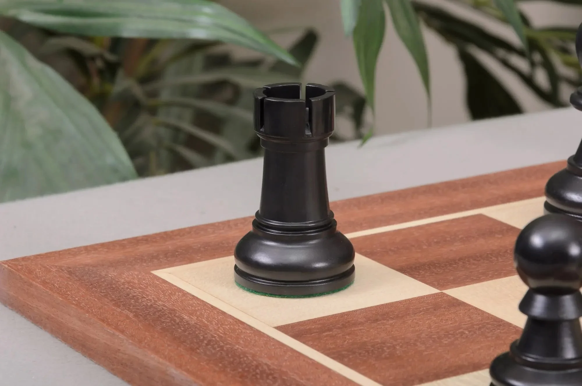 The Bobby Fischer Ultimate Tournament Series Plastic Chess Pieces - 3.75" King - Image 15