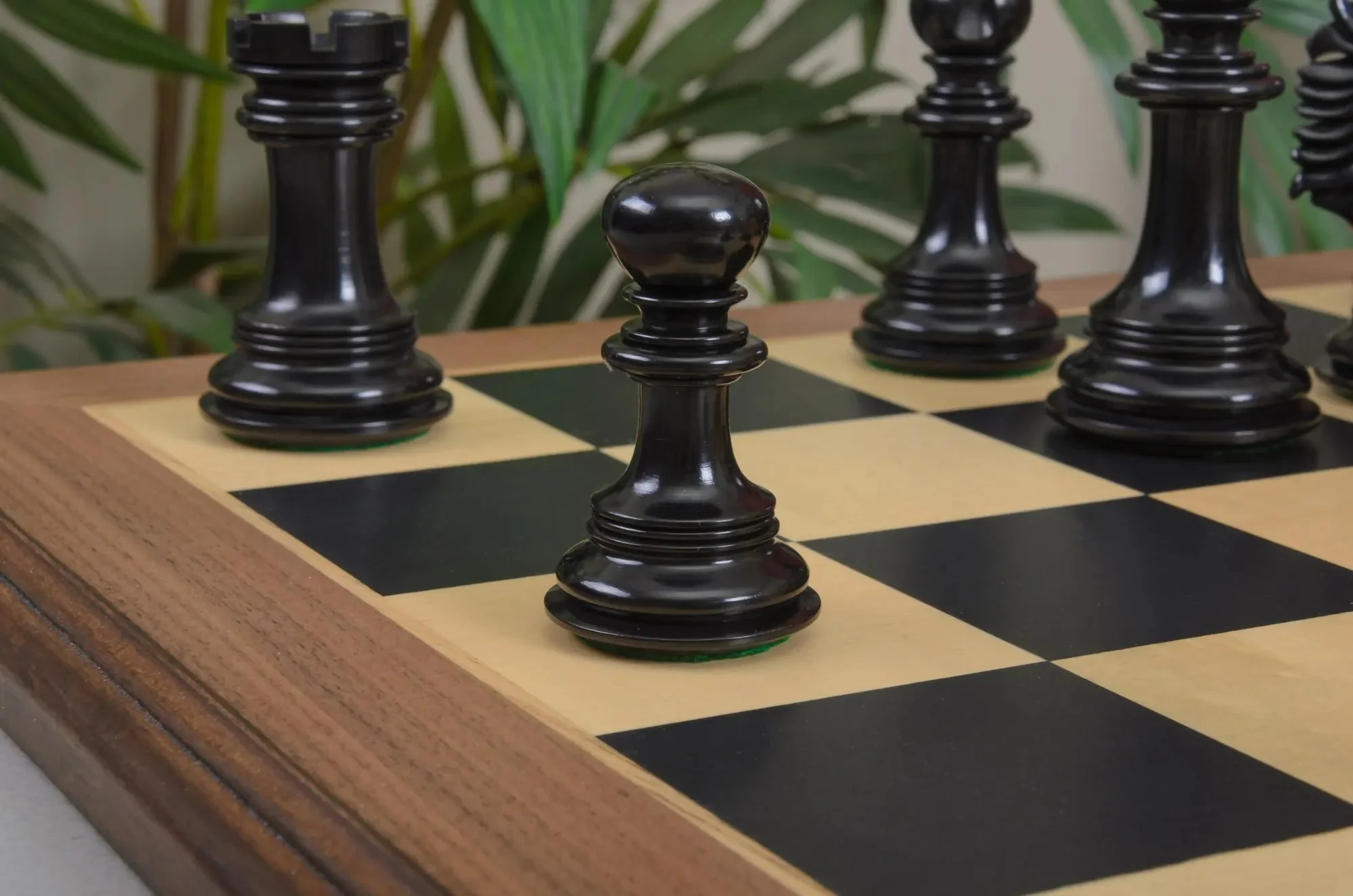 The Bolzano Series Artisan Chess Pieces - 4.3" King - Image 17