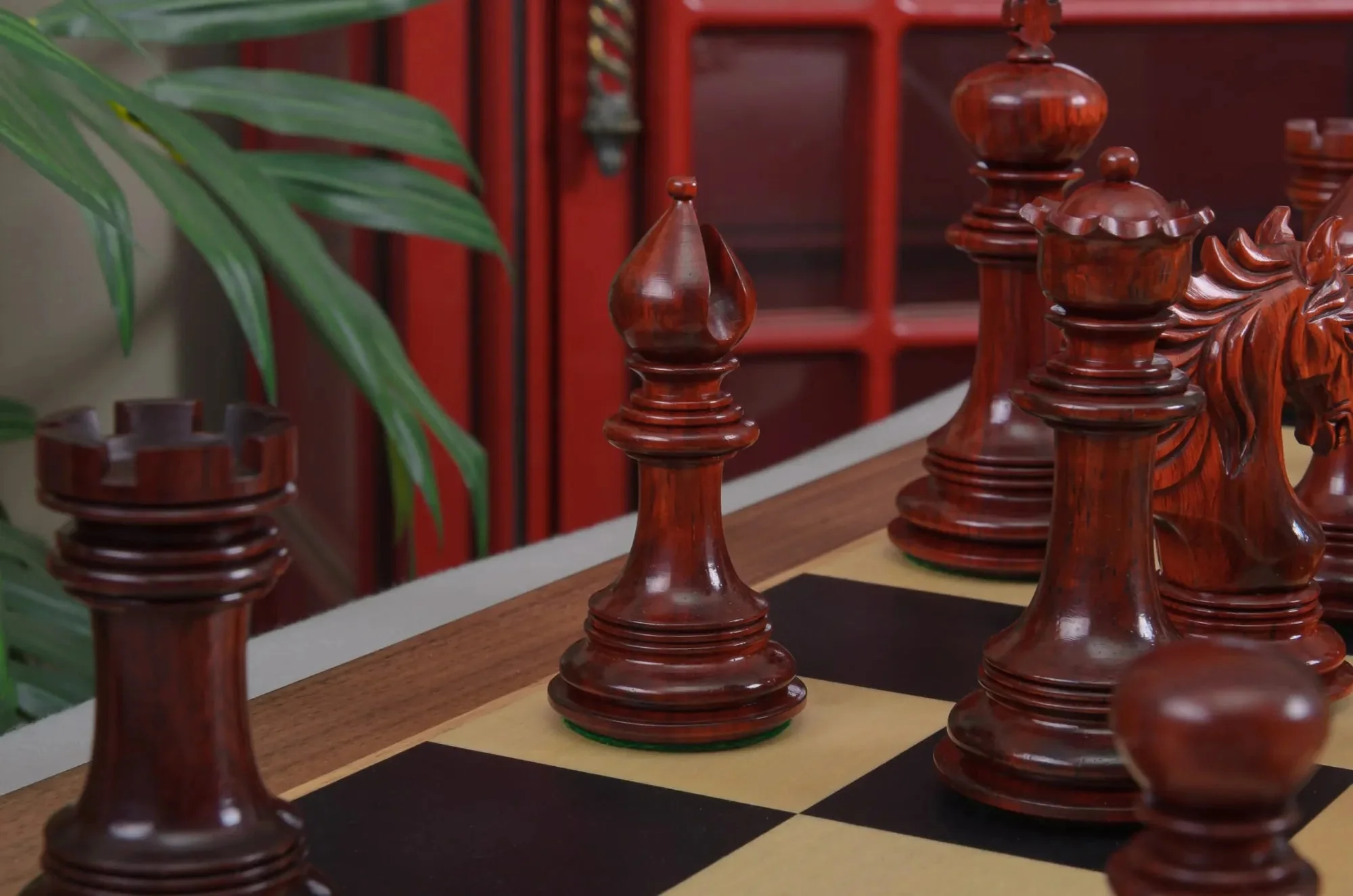 The Bolzano Series Artisan Chess Pieces - 4.3" King - Image 9