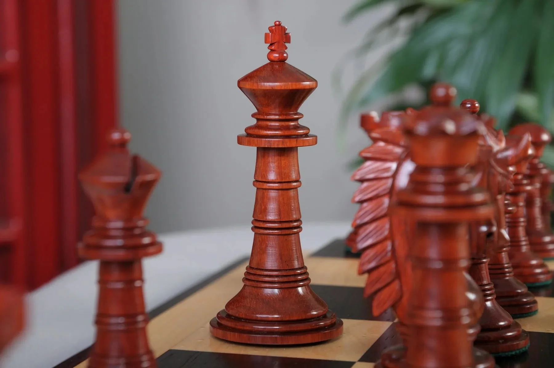 The Bomarzo Series Luxury Chess Pieces - 4.4" King - Image 10