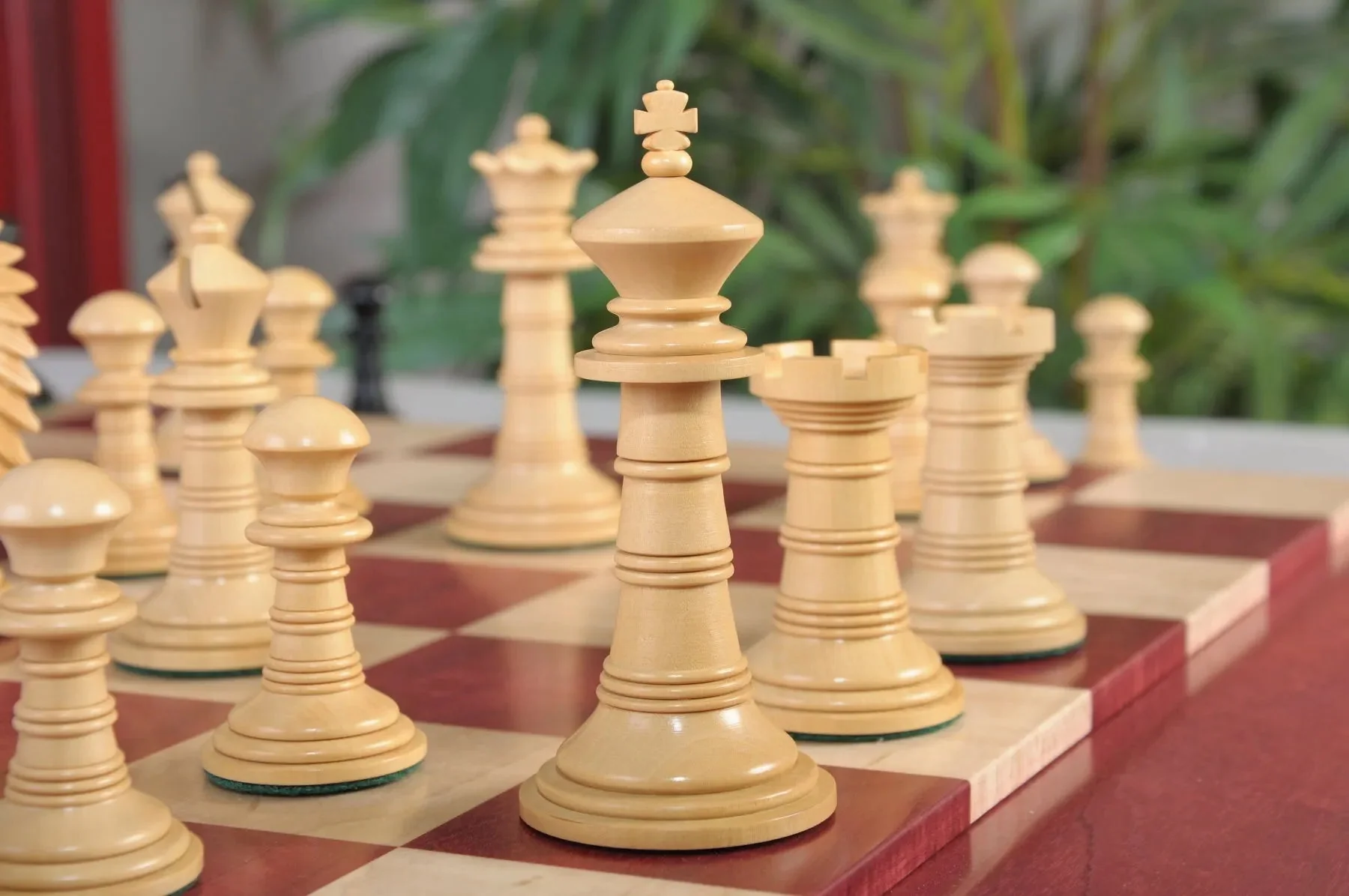 The Bomarzo Series Luxury Chess Pieces - 4.4" King - Image 13