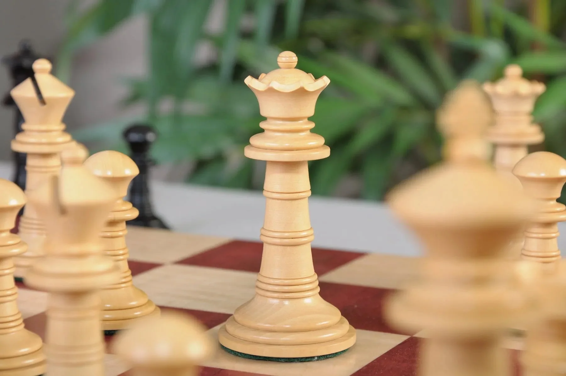 The Bomarzo Series Luxury Chess Pieces - 4.4" King - Image 14