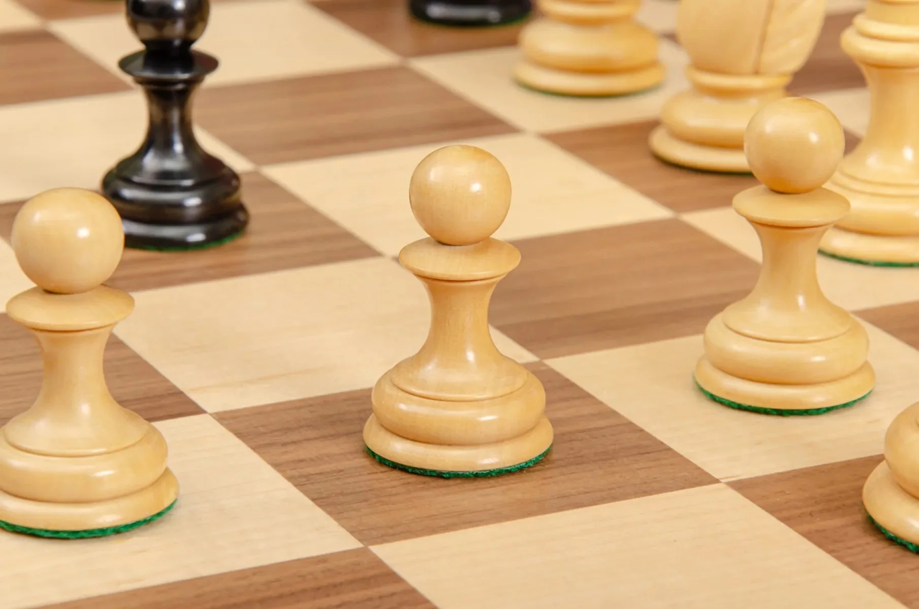 The Botvinnik Flohr Series Luxury Chess Pieces - 4.0" King - Image 10