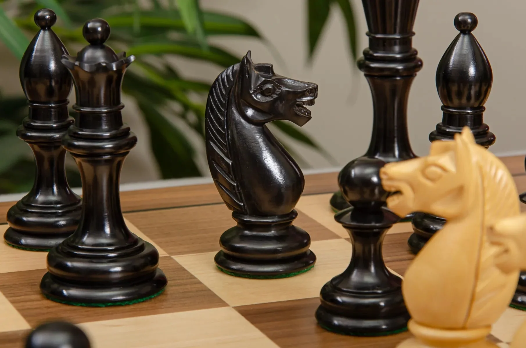 The Botvinnik Flohr Series Luxury Chess Pieces - 4.0" King - Image 3