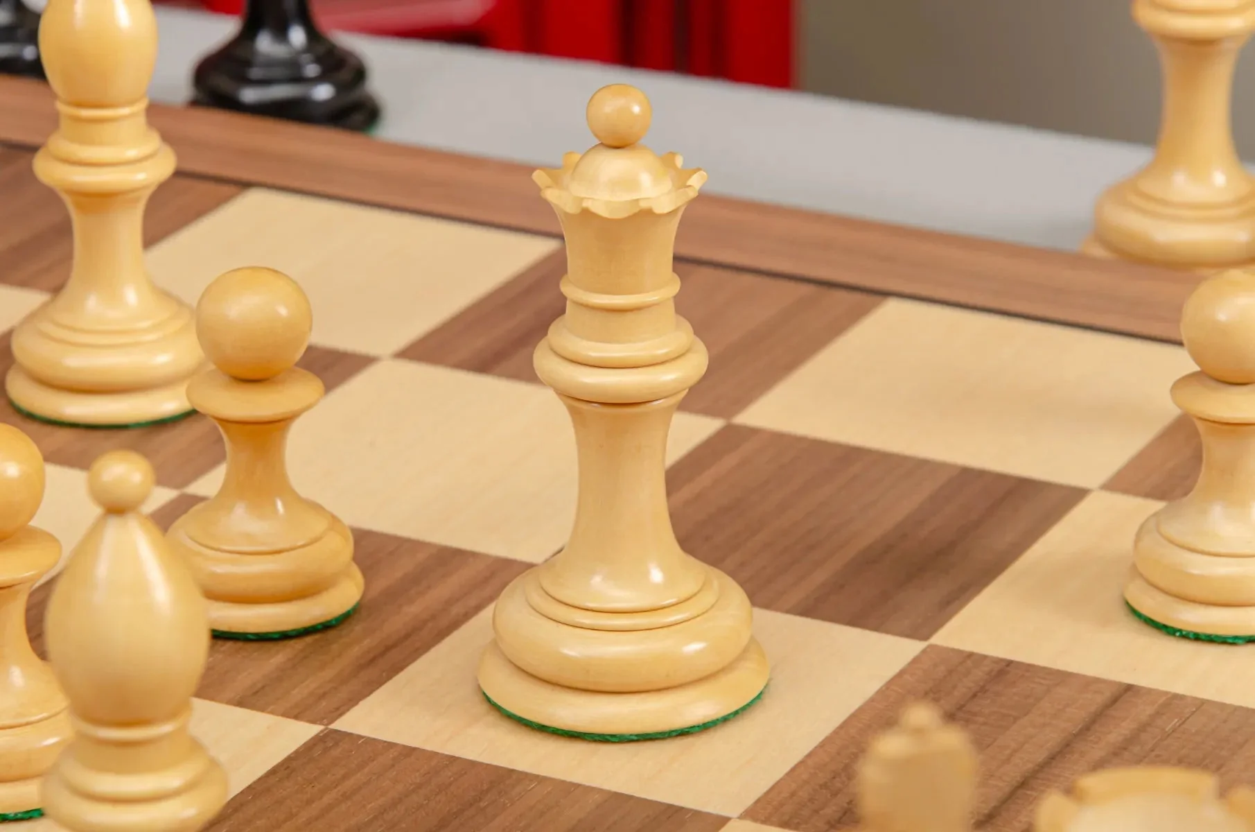 The Botvinnik Flohr Series Luxury Chess Pieces - 4.0" King - Image 6