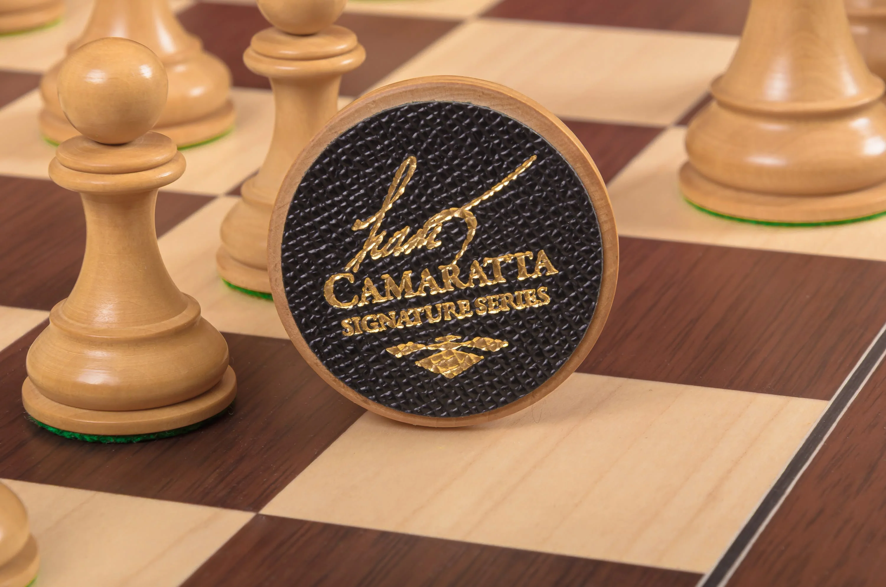 The British Chess Company Imperial Luxury Chess Pieces - 4.4" King - From the Camaratta Collection - Image 5
