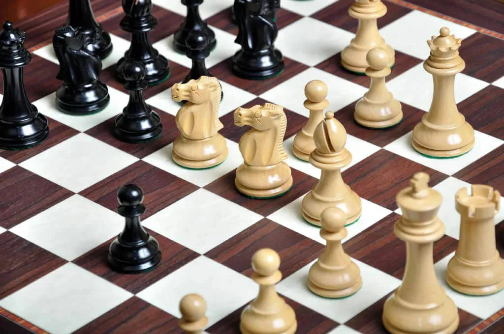 The British Chess Company - Staunton Popular Series Chess Pieces - 4.0" King - Image 12