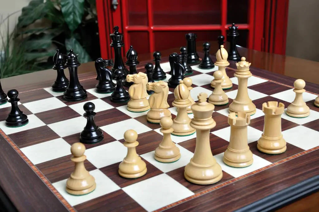 The British Chess Company - Staunton Popular Series Chess Pieces - 4.0" King - Image 9